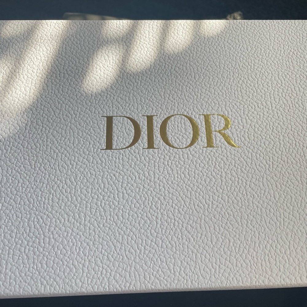 Dior complete packaging